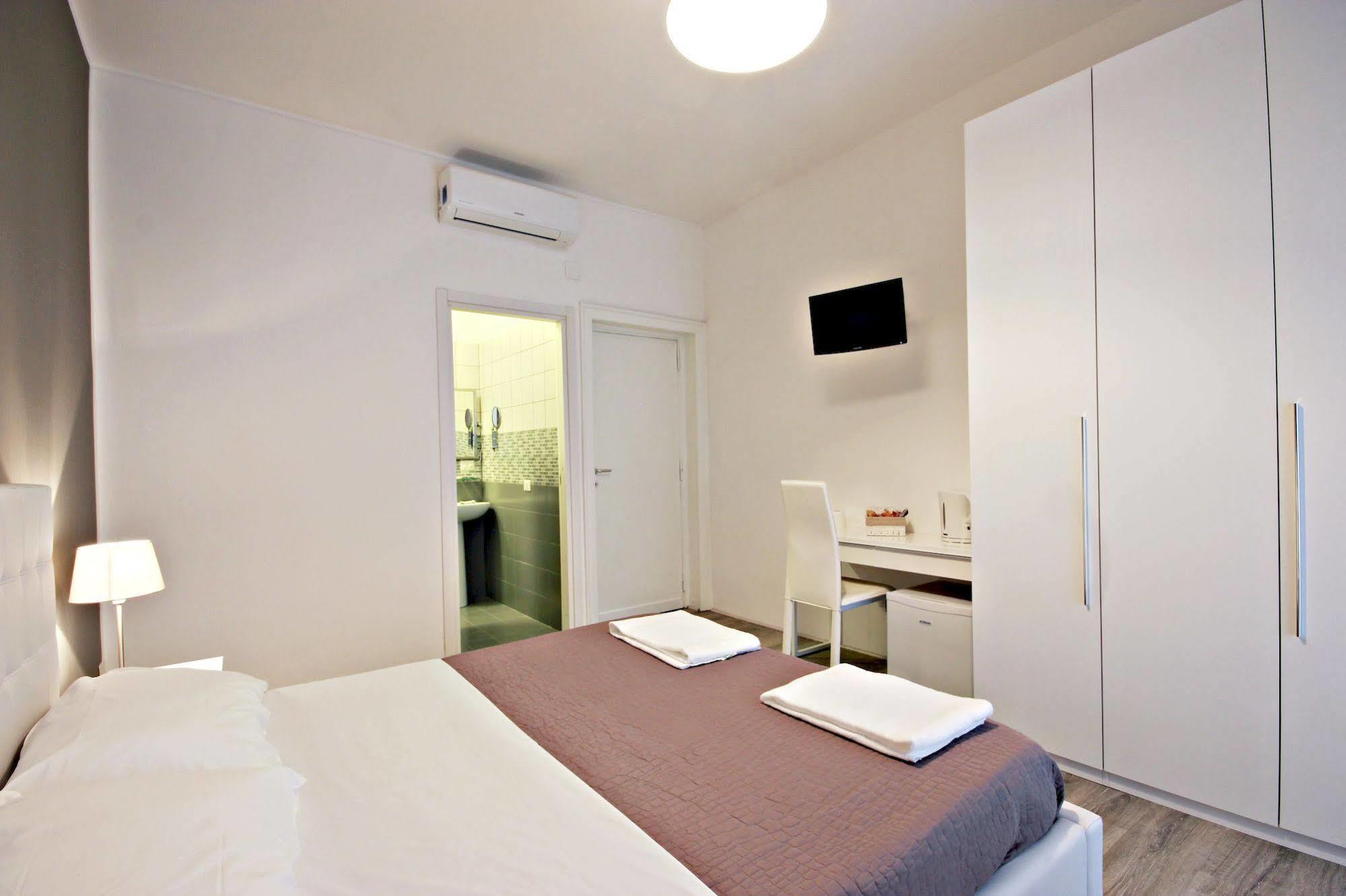 Bed and Breakfast Le Piazze Di Roma Exterior foto